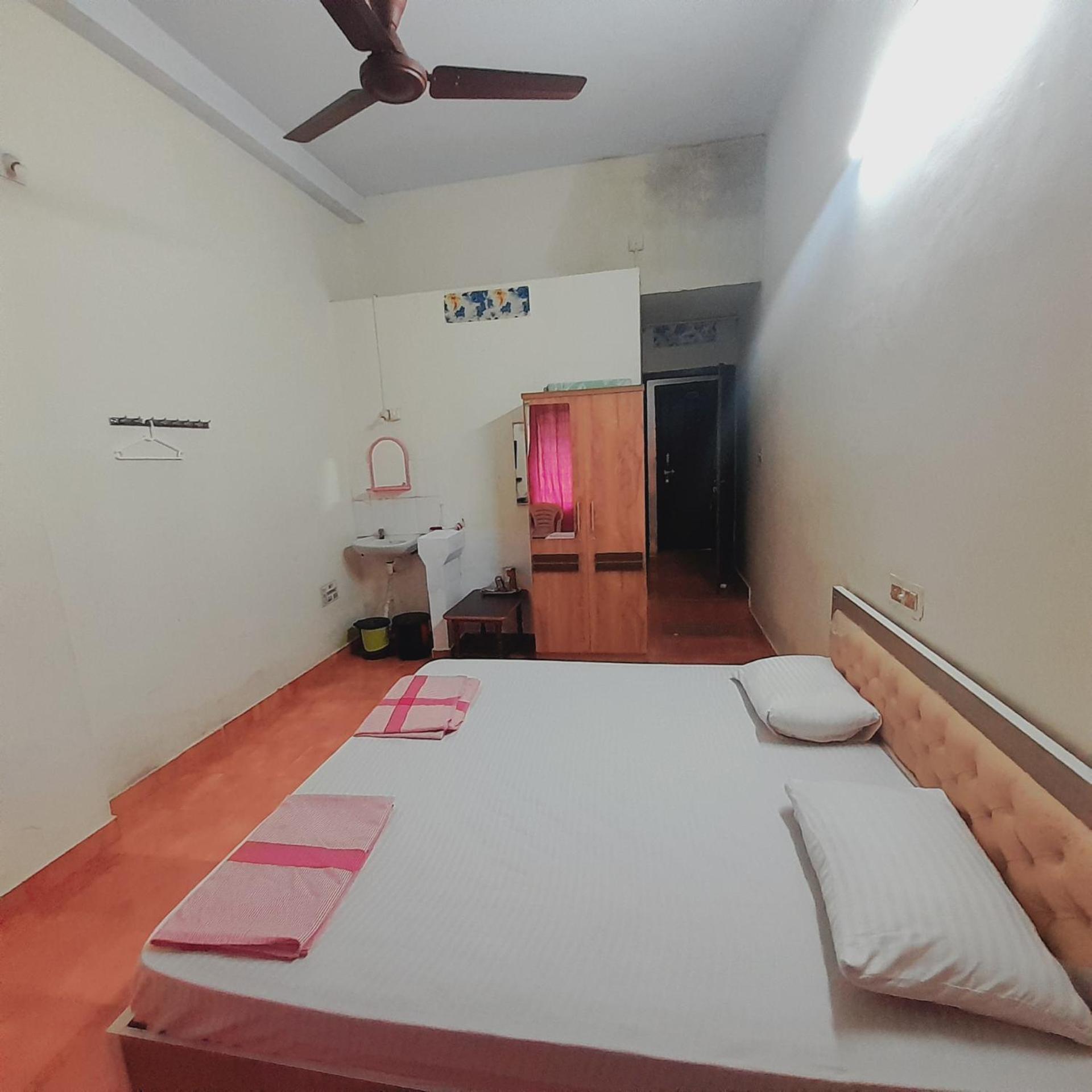 Shree Jayadurga Boarding&Lodging Удипи Экстерьер фото